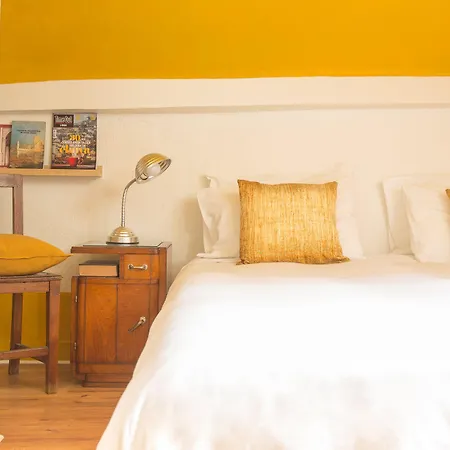 Story Гостьовий будинок Лісабон